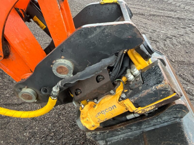 Hitachi Zaxis 48U-3 CLT – 4T8 – 3 382 h – 2012 – Image 35