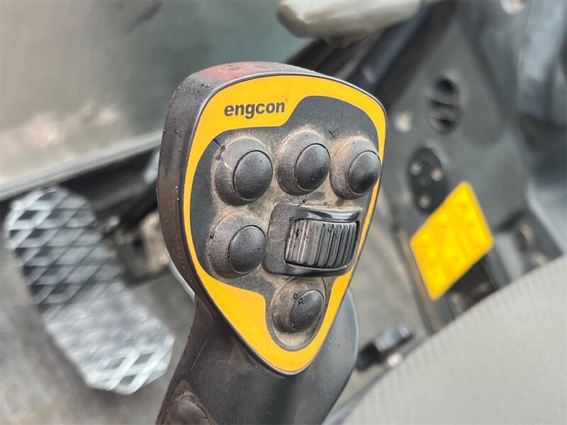 Hitachi Zaxis 48U-3 CLT – 4T8 – 3 382 h – 2012 – Image 54