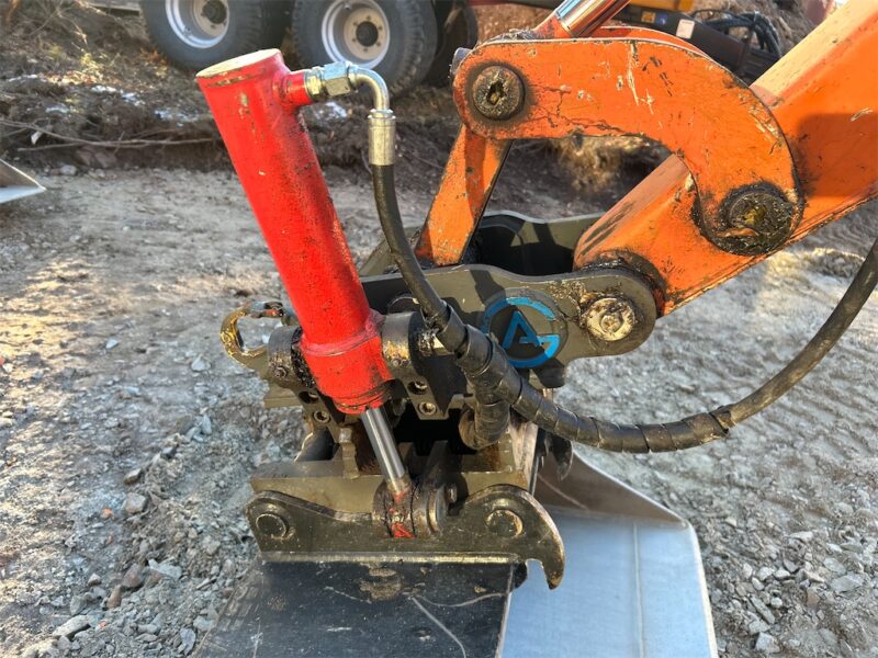 Hitachi ZX30U-2 – 3T2 – 2 778 h – 2009 – Image 14