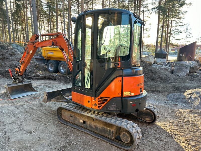 Hitachi ZX30U-2 – 3T2 – 2 778 h – 2009 – Image 8