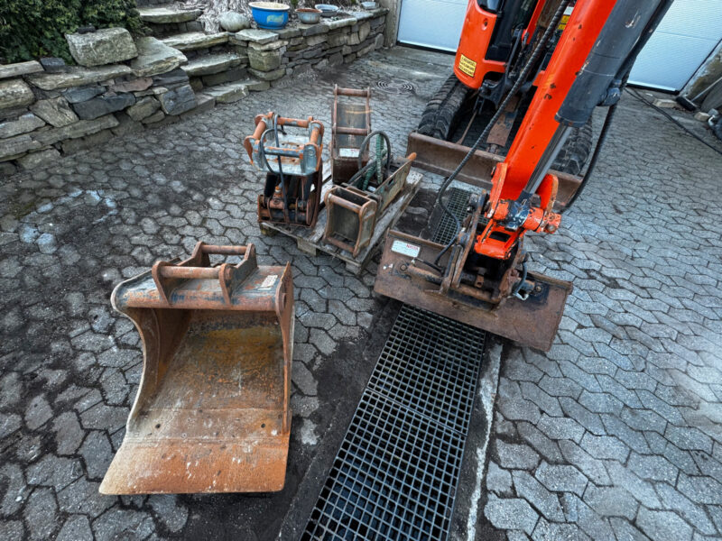 Hitachi ZX26U-6 – 2T7 – 3 431 h – 2019 – Image 15