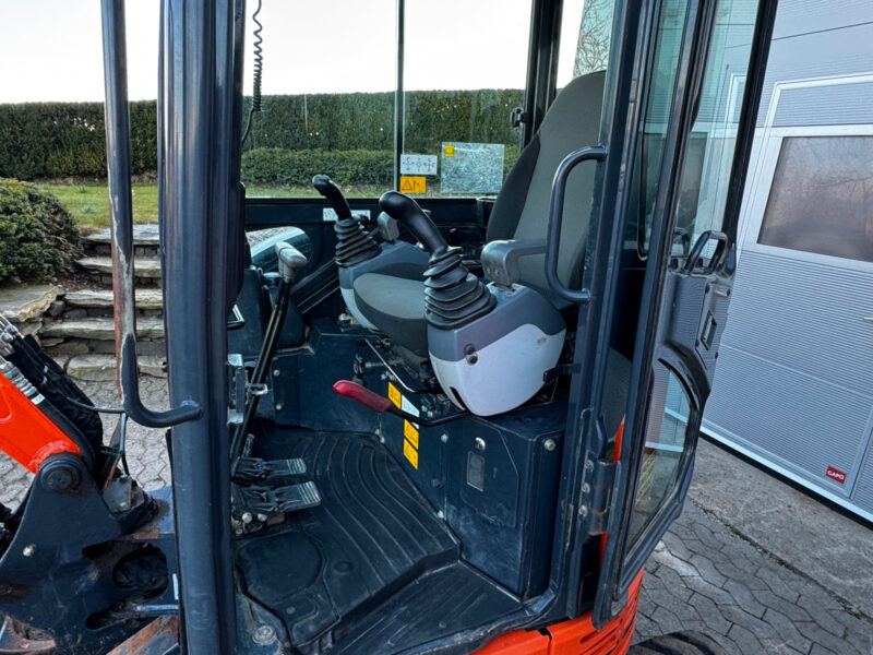 Hitachi ZX26U-6 – 2T7 – 3 431 h – 2019 – Image 16