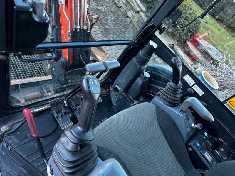 Hitachi ZX26U-6 – 2T7 – 3 431 h – 2019 – Image 20