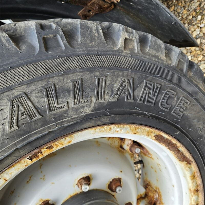 MASSEY FERGUSON 3625 – 69 ch – 2013 – 3 448 H – Image 5
