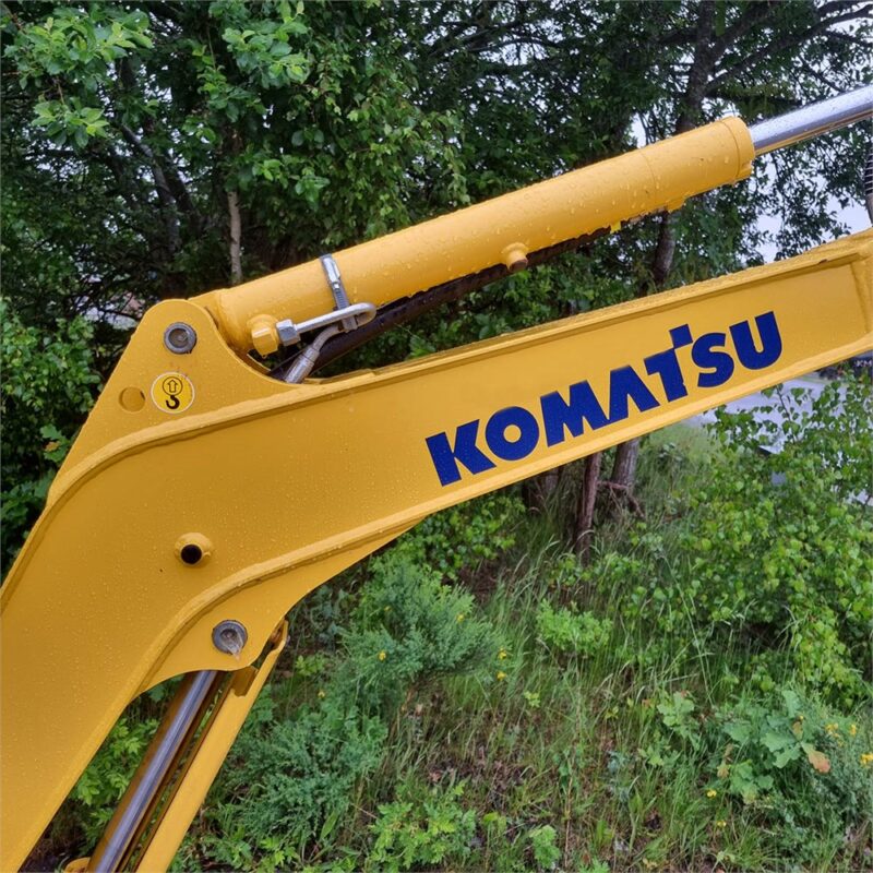 KOMATSU PC16R-3HS – 1T8 –232 h – 2021 – Image 9