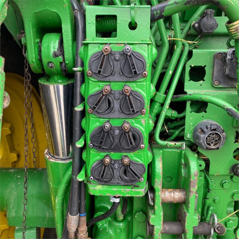 JOHN DEERE 7920 - 200 ch - 2005 - 8T – Image 2