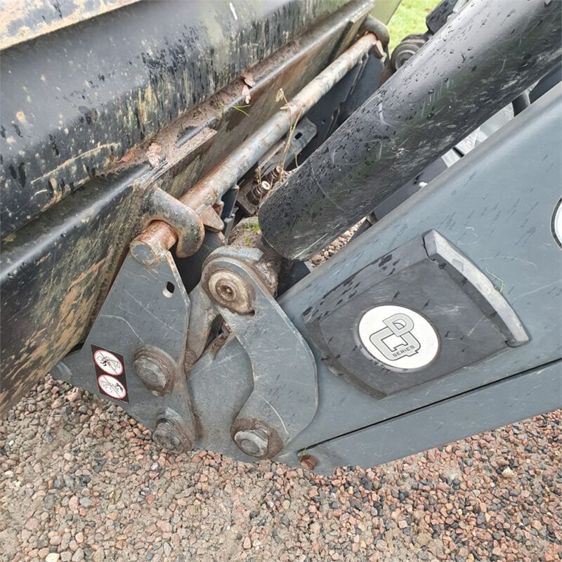 DEUTZ-FAHR AGROTRON TTV 1145 – 140 ch – 2003 – 8 250 H – Image 2