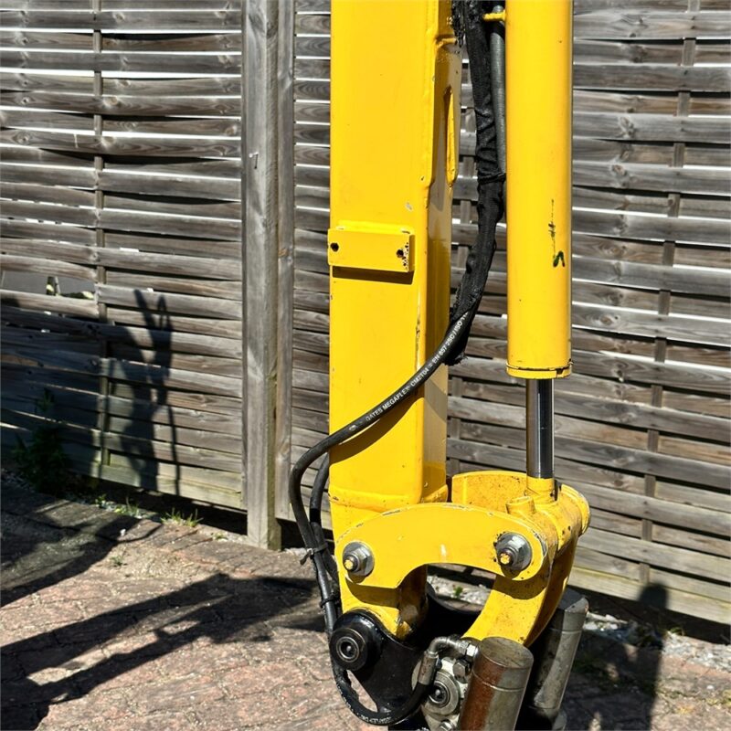 YANMAR SV18 – 1T9 – 425 h – 2014 – POWERTILT – Image 2