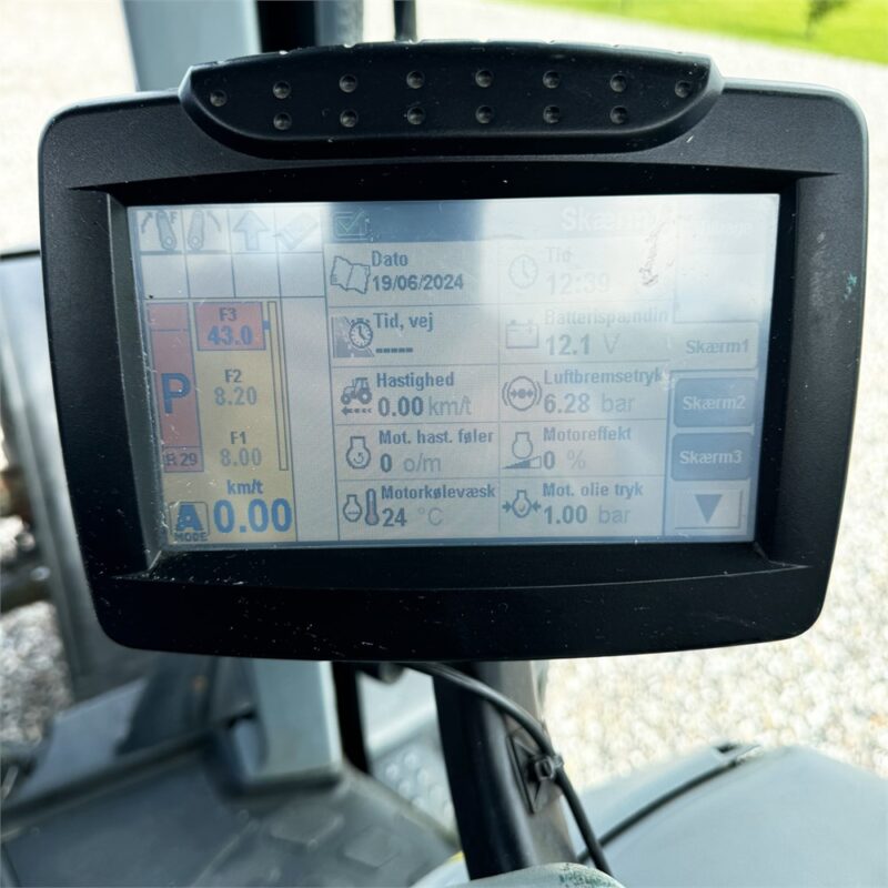 NEW HOLLAND T 7.250 AUTO COMMAND – 200 ch – 2012 – 7 775 H – Image 17