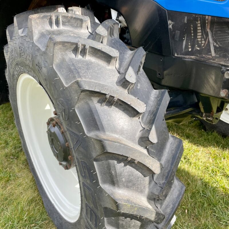 NEW HOLLAND TS100A – 101 ch – 2005 – 4T5 – 6 701 h – CHARGEUR FRONTAL – Image 15