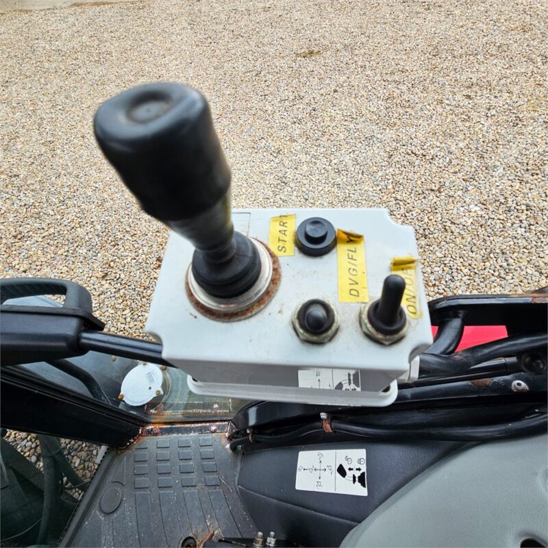 MASSEY FERGUSON 3625 – 69 ch – 2013 – 3 448 H – Image 17