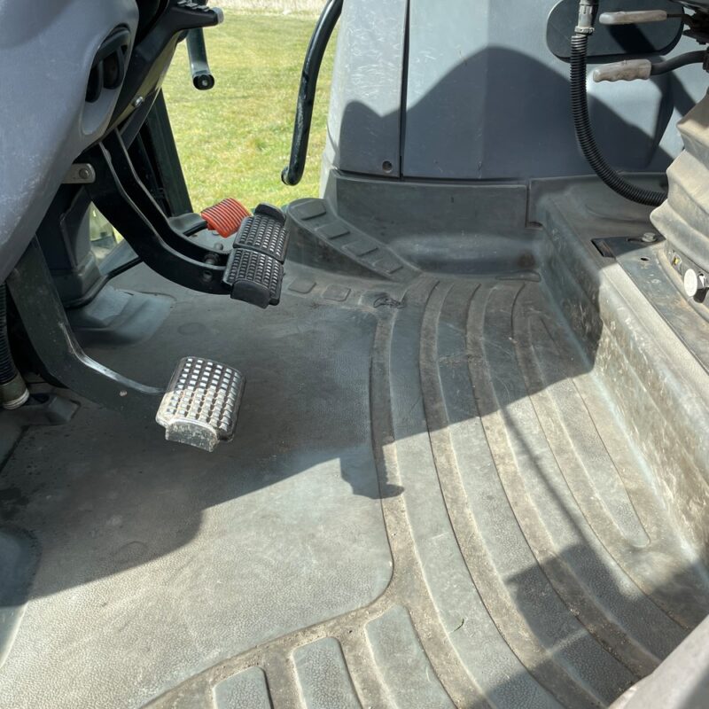 NEW HOLLAND TS100A – 101 ch – 2005 – 4T5 – 6 701 h – CHARGEUR FRONTAL – Image 8