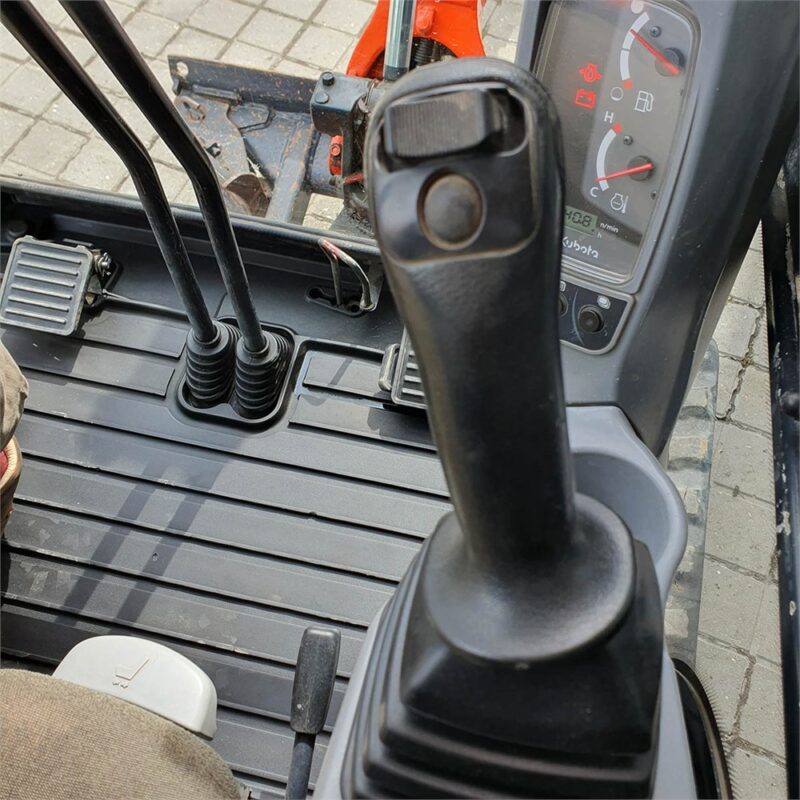 KUBOTA KX019-4 – 1T9 – 3 450 h – 2014 – Image 3