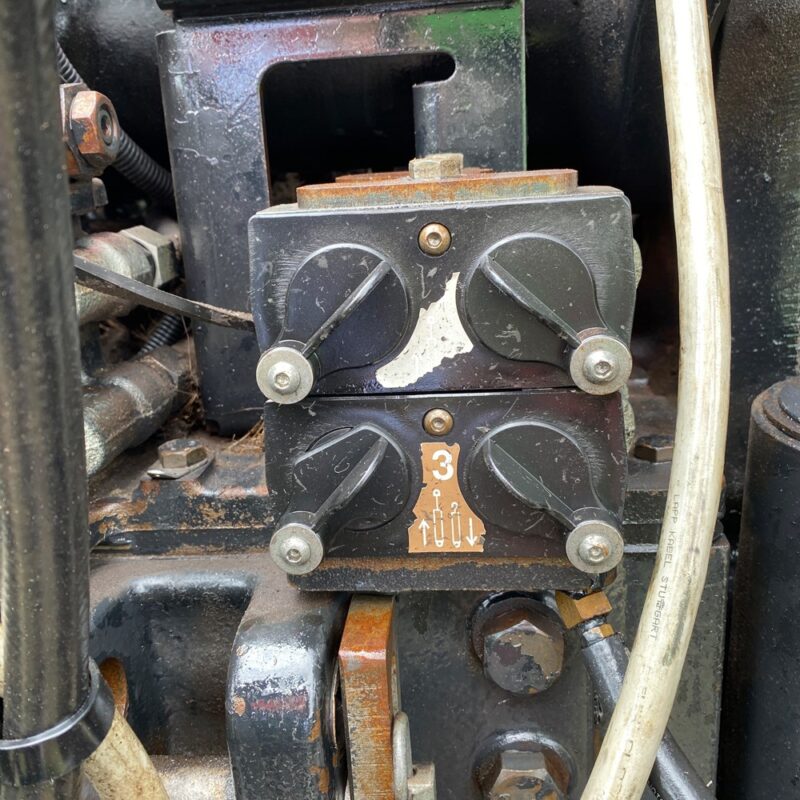 NEW HOLLAND T 8050 – 325 ch – 2008 – 9 360 H – Image 15
