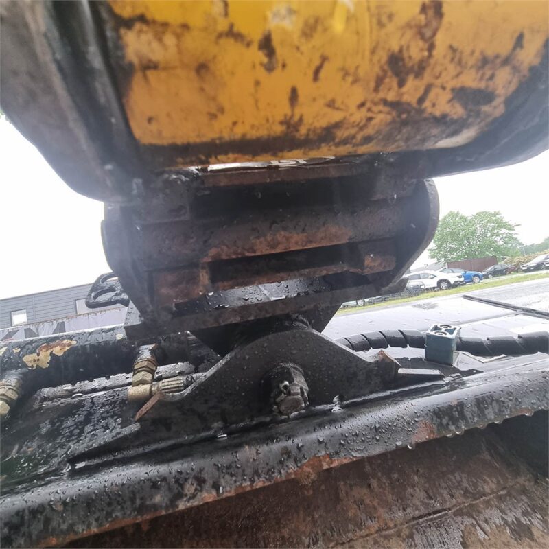 KOMATSU PC16R-3HS – 1T8 –232 h – 2021 – Image 15