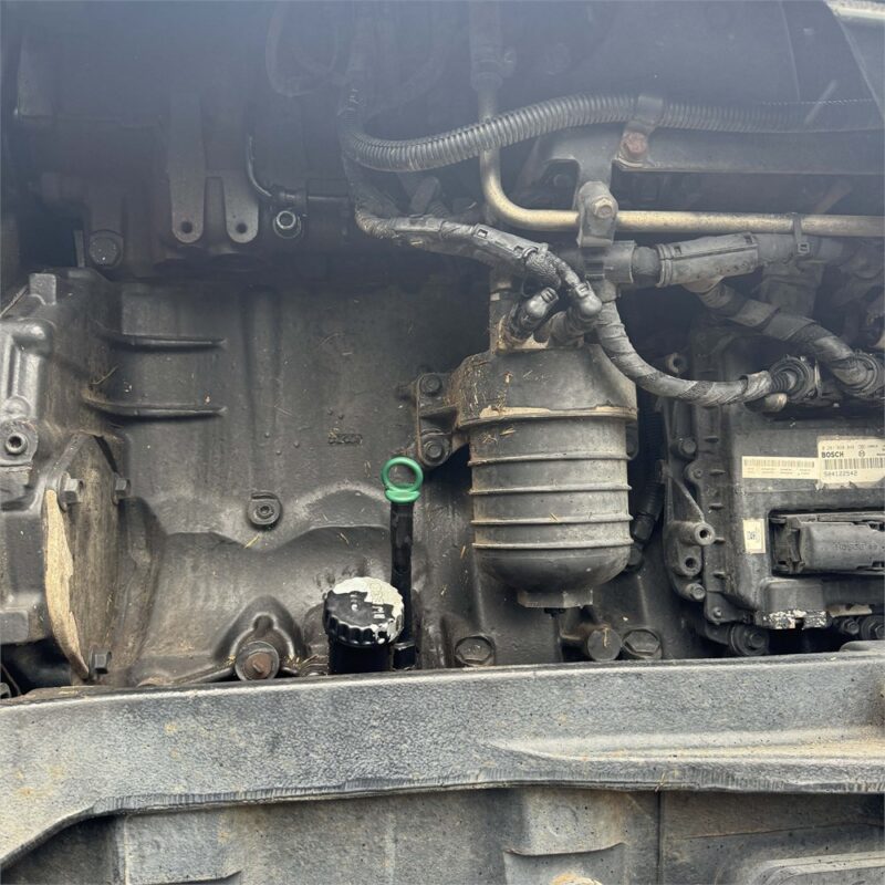NEW HOLLAND T8.390 AUTOCOMMAND – 340 ch – 2014 – 8 260 H – Image 5