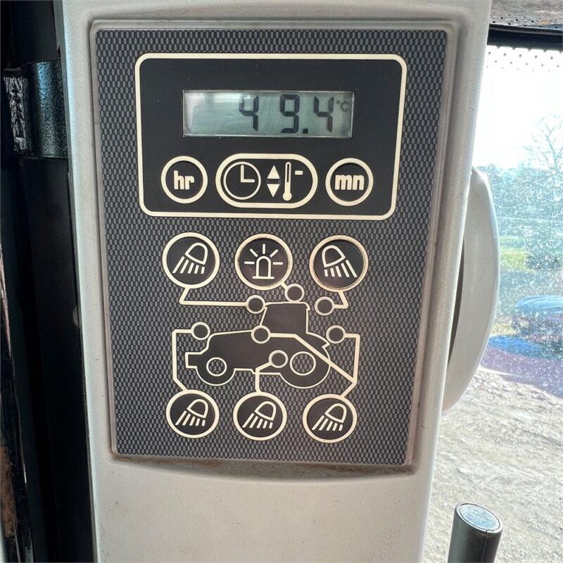 MASSEY FERGUSON 6480 DYNA 6 – 145 ch – 2007 – 3 678 H – Image 11