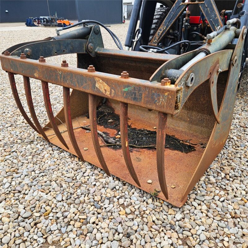 MASSEY FERGUSON 3625 – 69 ch – 2013 – 3 448 H – Image 15