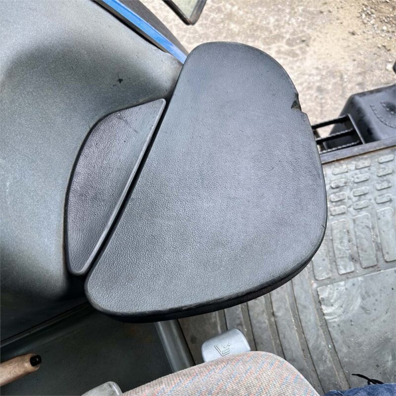 NEW HOLLAND TM140 – 144 ch – 2003 – 4 375 H – Image 5