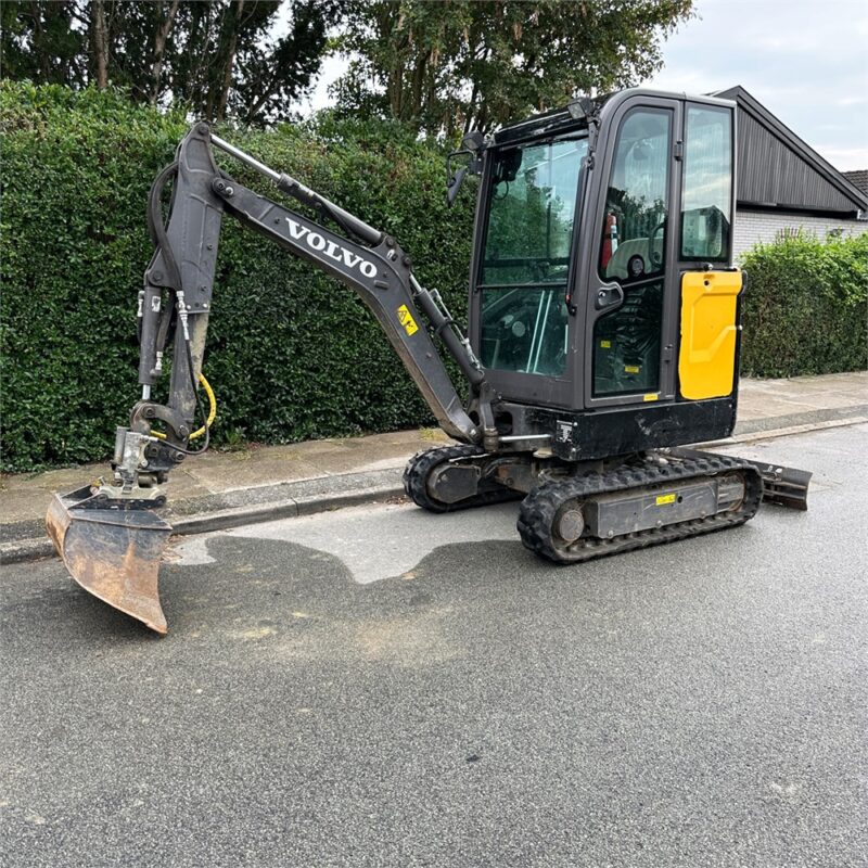 VOLVO EC18E – 1T8 – 860 h – 2022 – Image 17