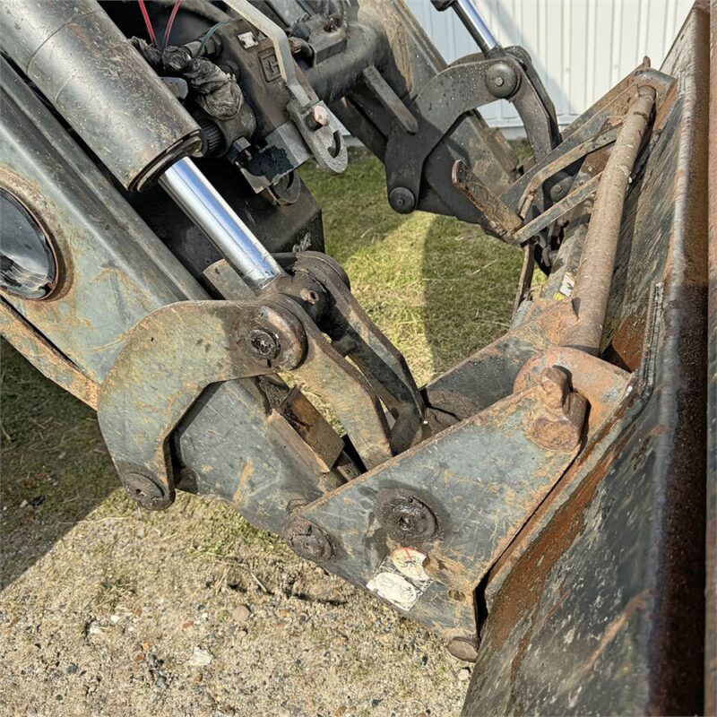 NEW HOLLAND TM135 – 136 ch – 2001 – 8 946 h – CHARGEUR FRONTAL – Image 21