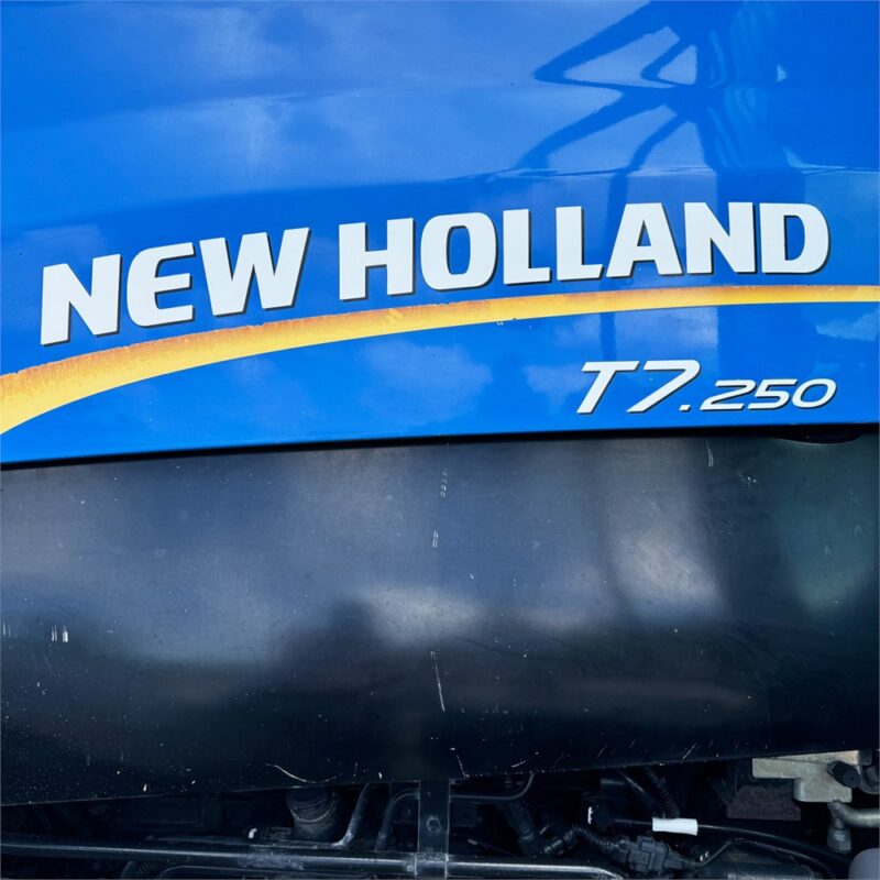 NEW HOLLAND T 7.250 AUTO COMMAND – 200 ch – 2012 – 7 775 H – Image 21