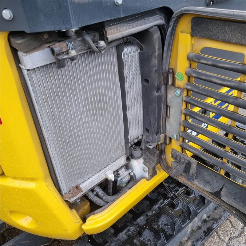 KOMATSU PC16R-3HS – 1T8 –232 h – 2021 – Image 11