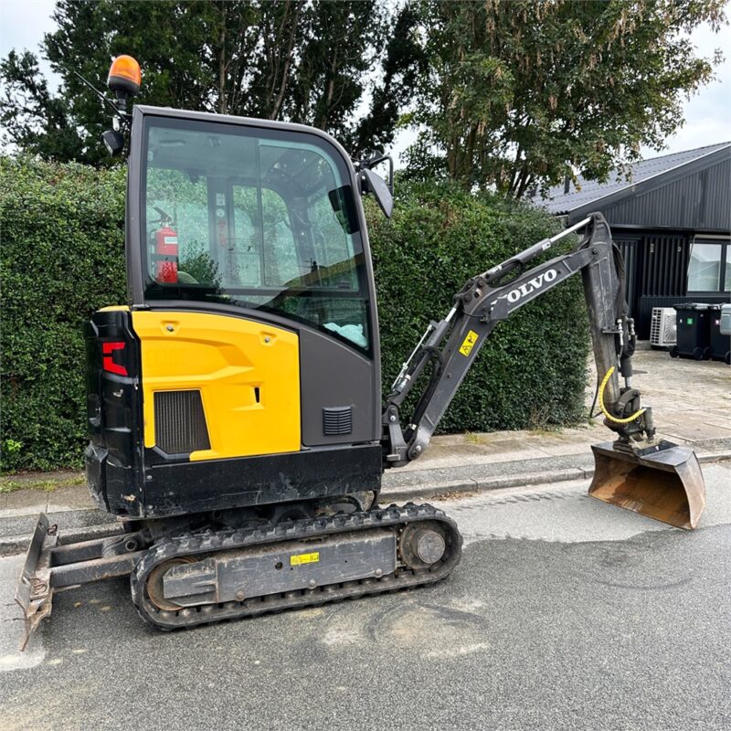 VOLVO EC18E – 1T8 – 860 h – 2022 – Image 9