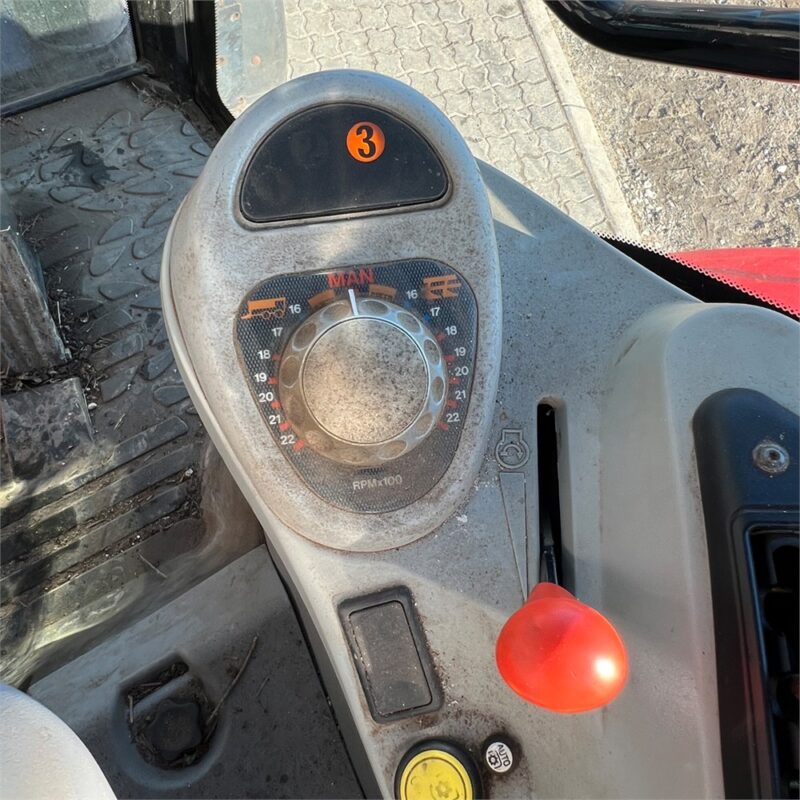 MASSEY FERGUSON 6480 DYNA 6 – 145 ch – 2007 – 3 678 H – Image 9