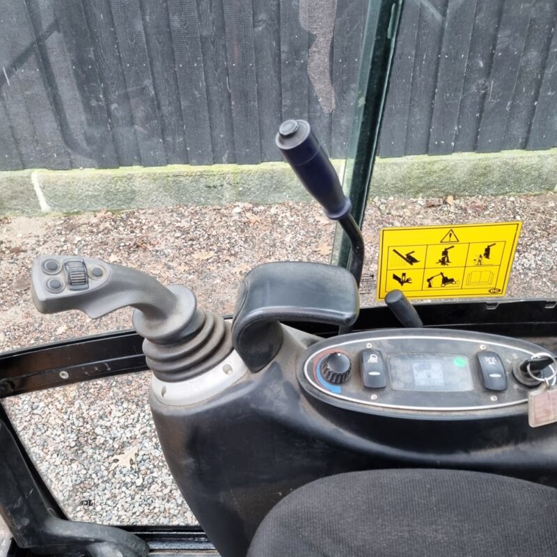 JCB 1818 CTS – 1T8 – 1 765 h – 2013 – Image 29