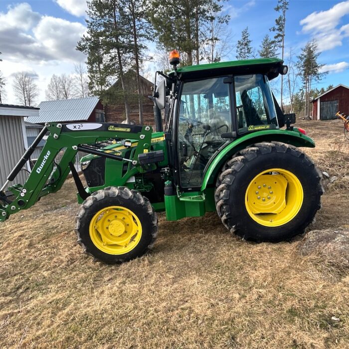 JOHN DEERE 5058 E – 61 ch – 2022 – 272 h