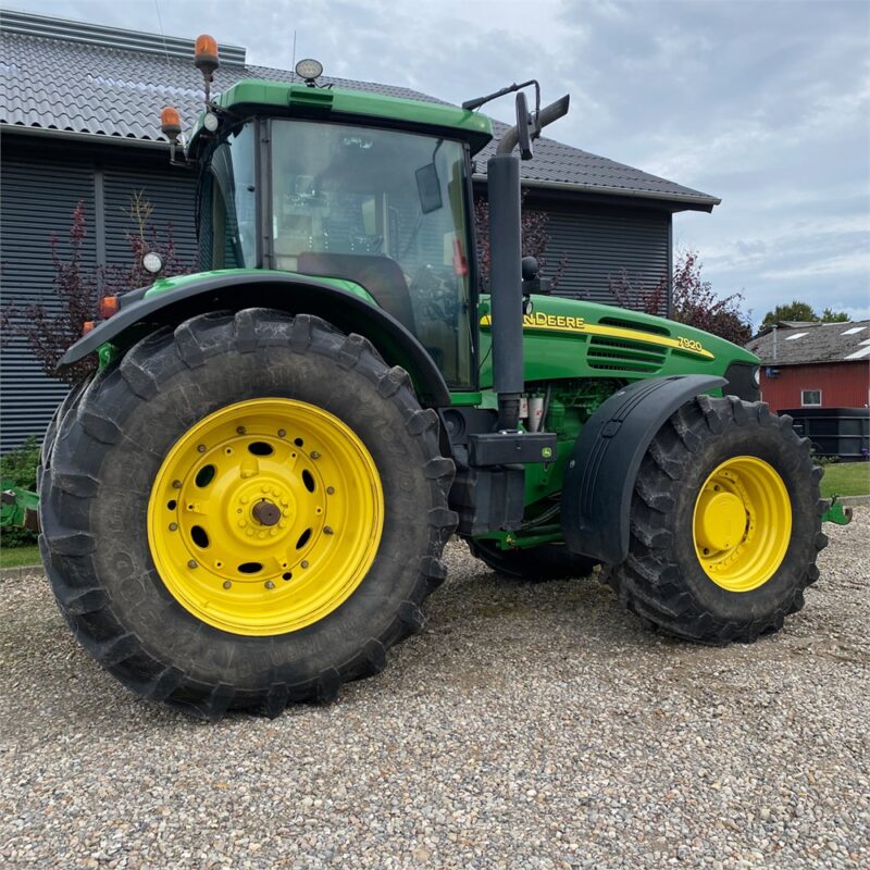 JOHN DEERE 7920 - 200 ch - 2005 - 8T – Image 33