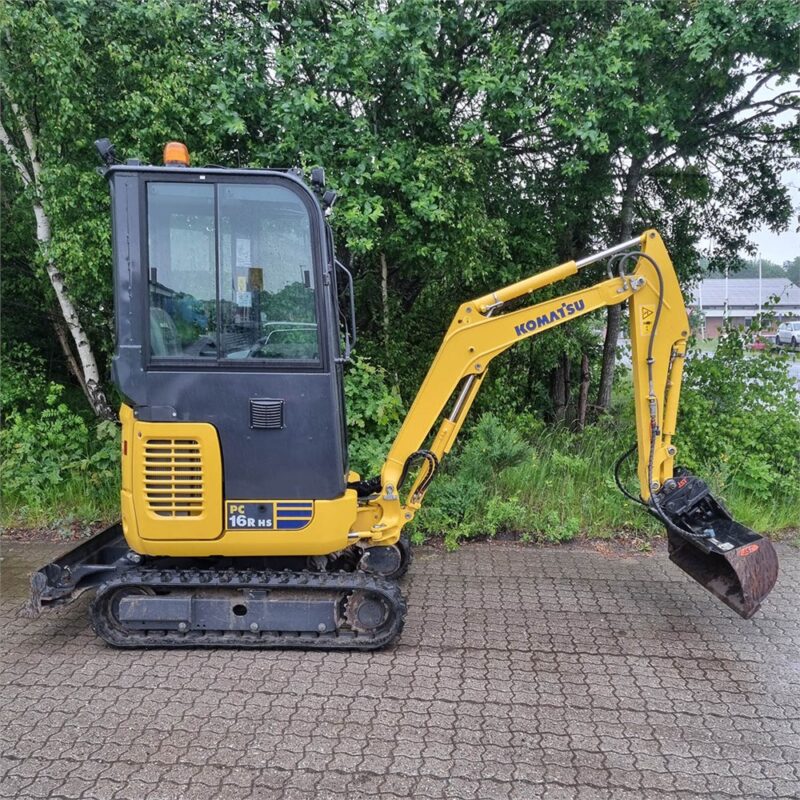 KOMATSU PC16R-3HS – 1T8 –232 h – 2021 – Image 52
