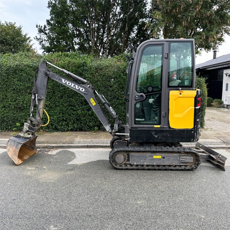 VOLVO EC18E – 1T8 – 860 h – 2022 – Image 30
