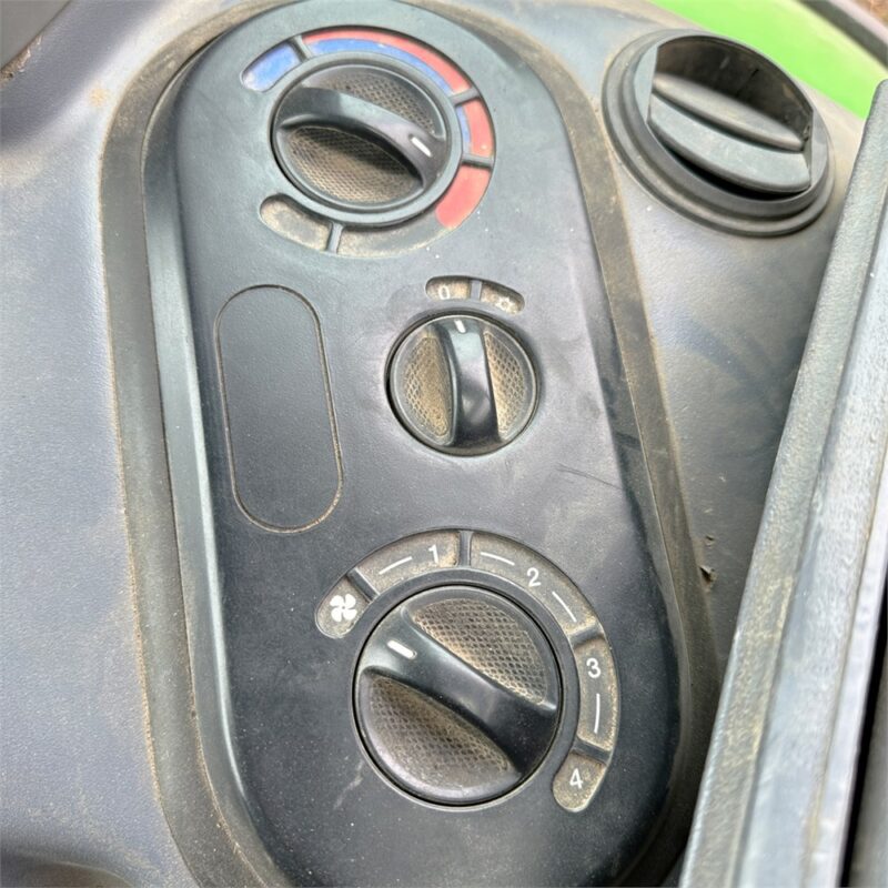 DEUTZ-FAHR AGROTRON X 720 – 277 ch – 2008 – 5 298 H – Image 39