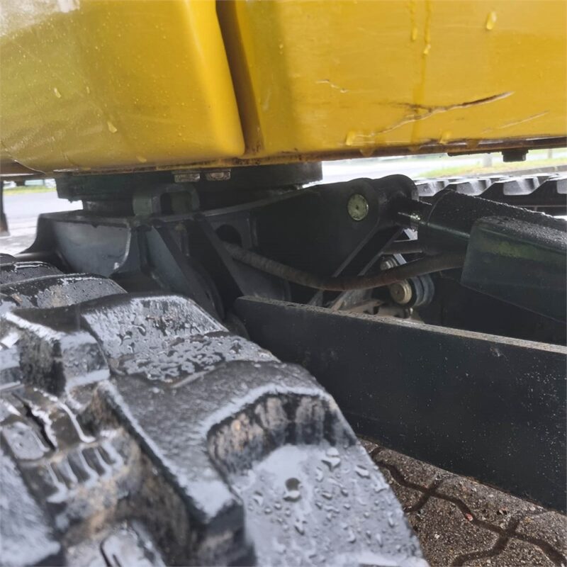 KOMATSU PC16R-3HS – 1T8 –232 h – 2021 – Image 29