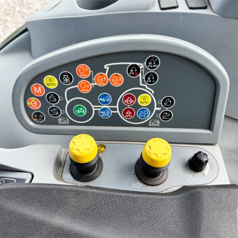 NEW HOLLAND T 7.250 AUTO COMMAND – 200 ch – 2012 – 7 775 H – Image 24