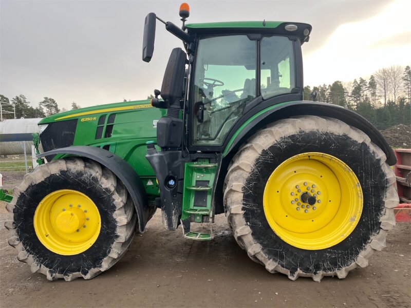 John Deere 6250R 2018 202 kW – Image 10