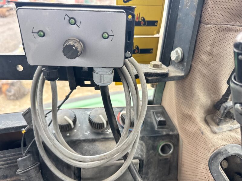 JOHN DEERE 6600 4WD – 110 ch – 1994 – 7 623 h – Image 26