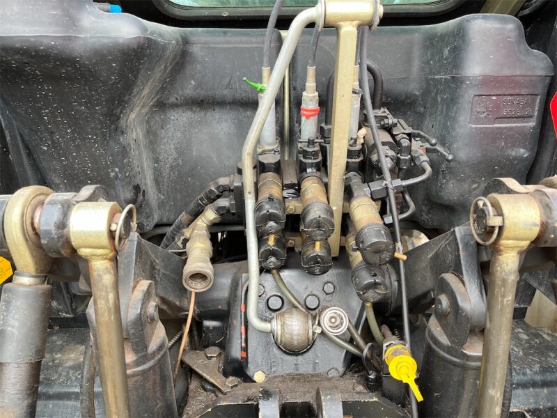 MASSEY FERGUSON 6280-4 – 133 ch – 2000 – 3 763 h – Image 38
