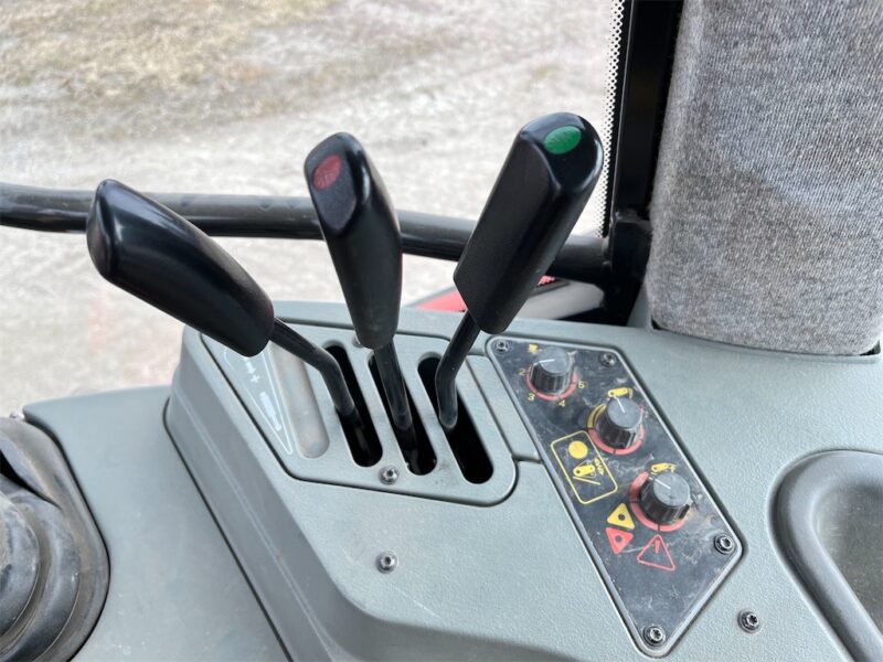 MASSEY FERGUSON 6280-4 – 133 ch – 2000 – 3 763 h – Image 53
