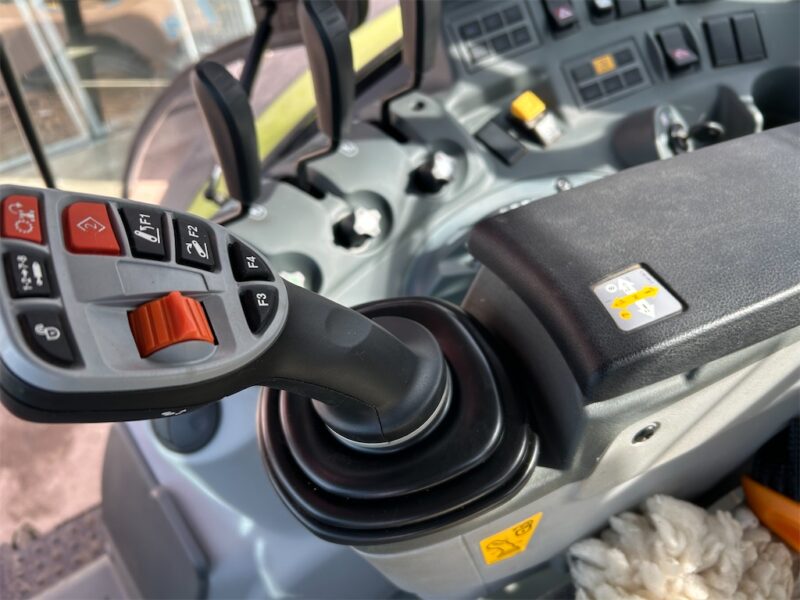 Claas Arion 460 – 140 ch – 2020 – 7 852 H + chargeur frontal Quicke Q4s – Image 63