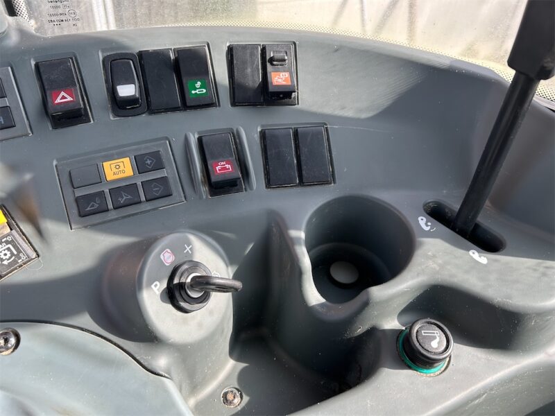 Claas Arion 460 – 140 ch – 2020 – 7 852 H + chargeur frontal Quicke Q4s – Image 66