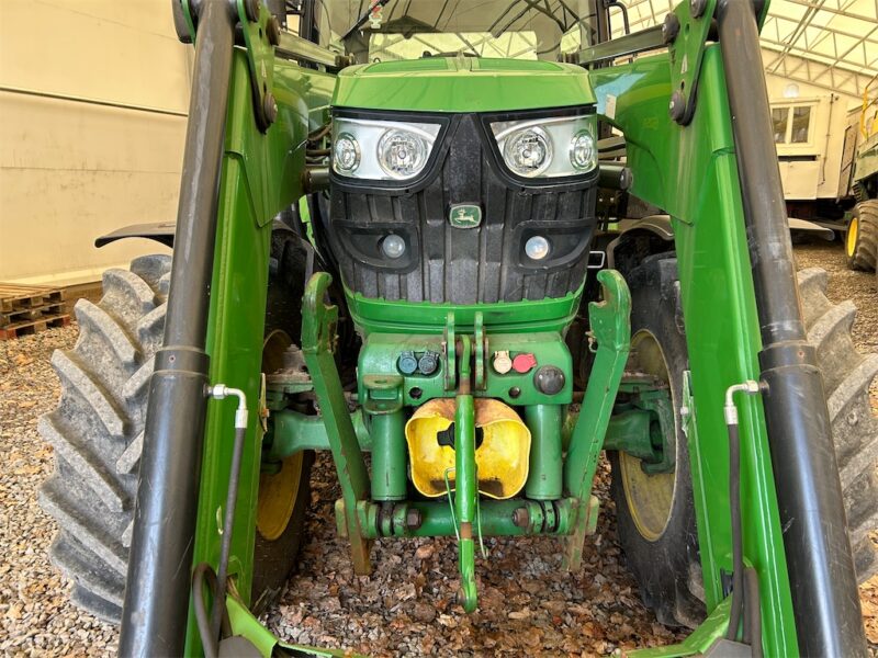 JOHN DEERE 6125R – 145 ch – 2013 – 5 398 h – CHARGEUR TRIMA +5.1P – Image 10