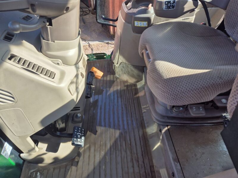 JOHN DEERE 6125R – 145 ch – 2013 – 5 398 h – CHARGEUR TRIMA +5.1P – Image 40