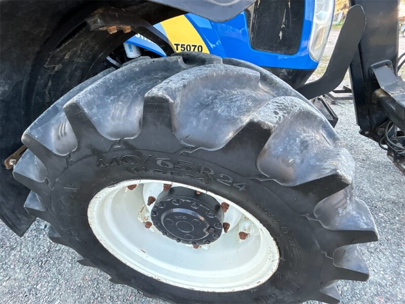 NEW HOLLAND T5070 – 113 ch – 2011 – 5 979 h – Image 12
