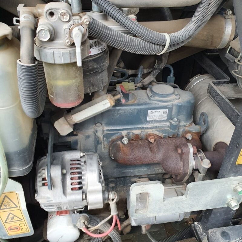 Kubota KX019-4 – 1T9 – 2 400 h – 2015 – AVEC POWERTILT – Image 21