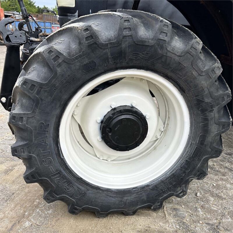 NEW HOLLAND TM140 – 144 ch – 2003 – 4 375 H – Image 28
