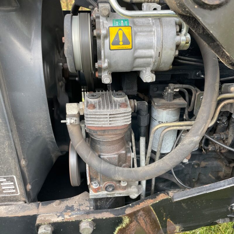 NEW HOLLAND TS100A – 101 ch – 2005 – 4T5 – 6 701 h – CHARGEUR FRONTAL – Image 44