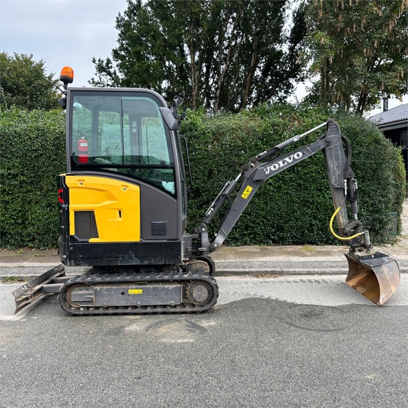 VOLVO EC18E – 1T8 – 860 h – 2022 – Image 25